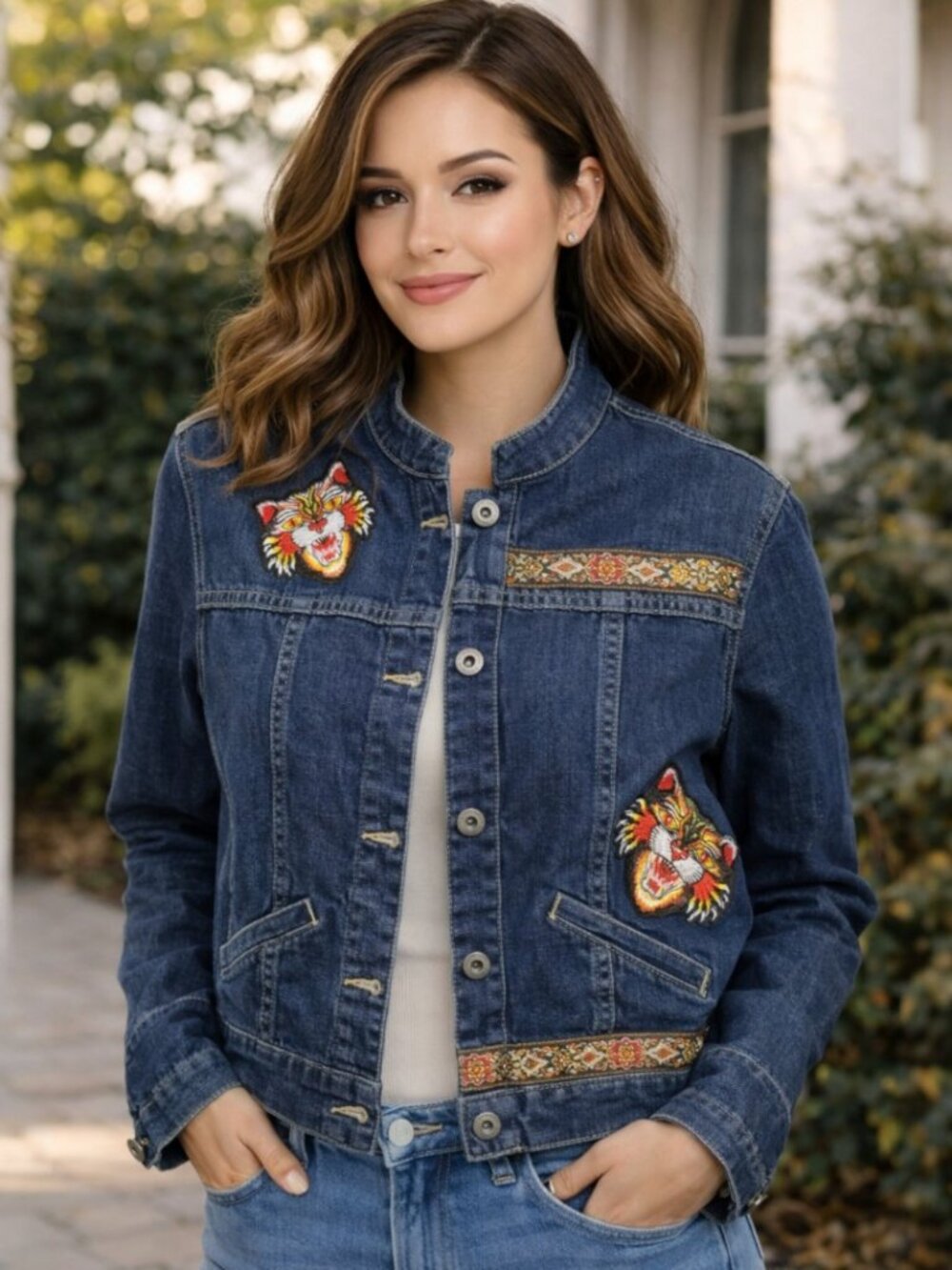 Women Liz Claiborne Tiger Patch Blue jean Jacket Size L Blue Vintage One of a Ki